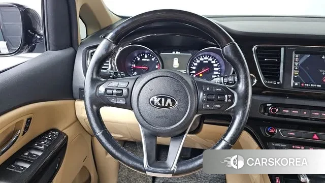 Kia The New Carnival 2018 Черный из Кореи, фото 4