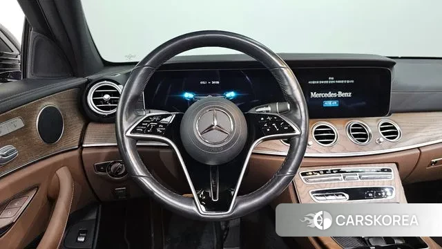 Mercedes-Benz E-Class W213 2022 Черный из Кореи, фото 4