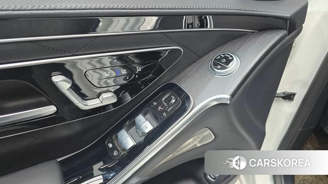 Mercedes-Benz S-Class W223 2022 Жемчужный цвет из Кореи, фото 4