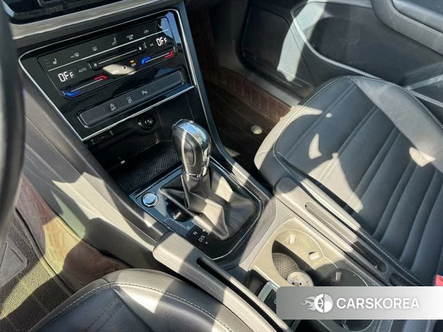 Volkswagen Touran L 2021 Белый из Китая, фото 4