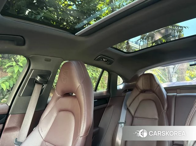 Porsche Panamera (971) 2018 Черный из Кореи, фото 4