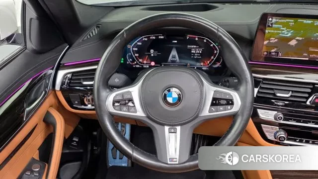 BMW 5 Series (G30) 2022 Белый из Кореи, фото 4