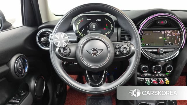 Mini Cooper 2020 Черный из Кореи, фото 4