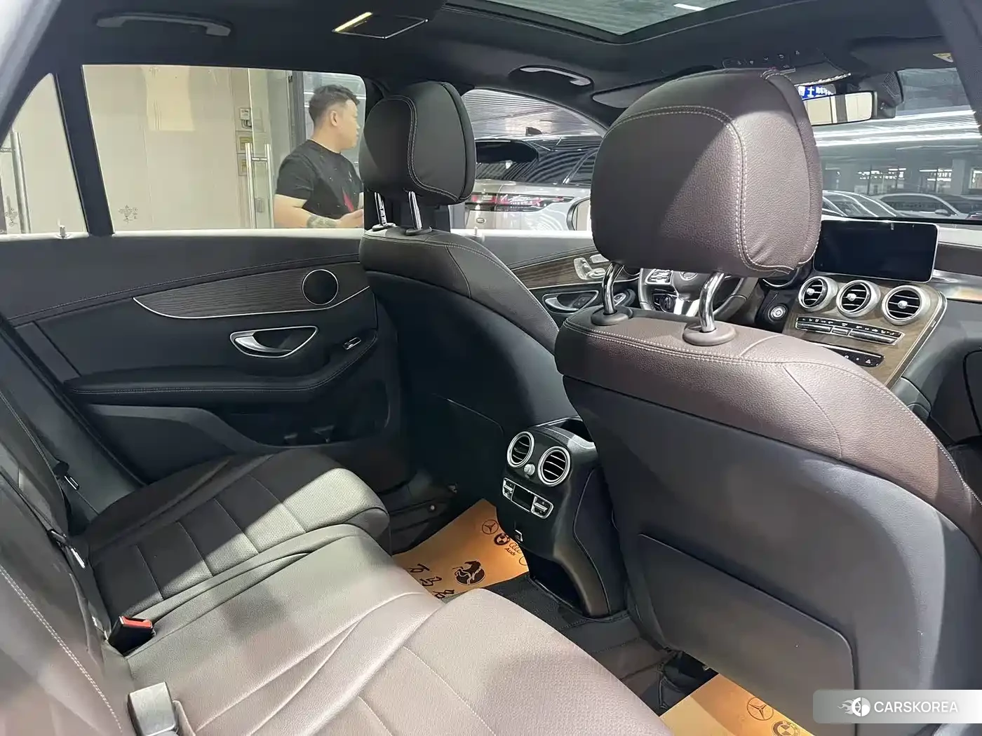 Mercedes-Benz GLC 2023 Черный из Китая, фото 4
