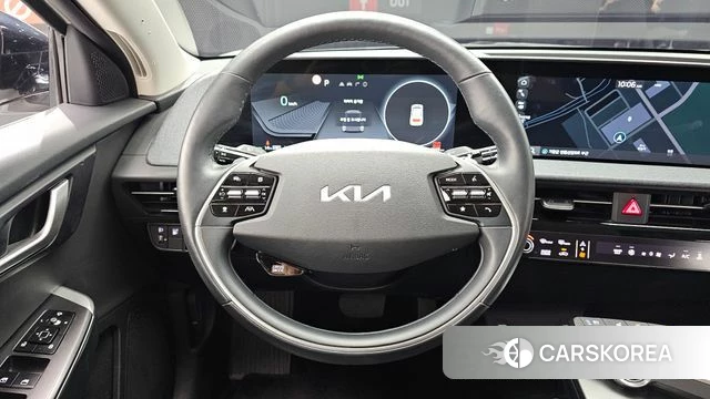 Kia EV6 2023 Жемчужный цвет из Кореи, фото 4