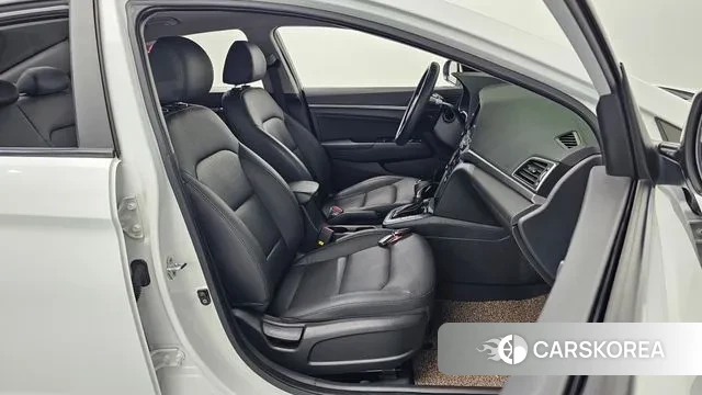 Hyundai Avante AD 2018 Белый из Кореи, фото 4