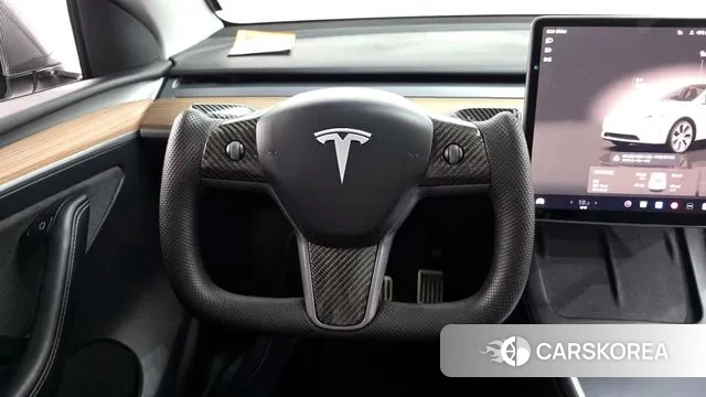 Tesla Model Y 2023 Белый из Кореи, фото 4