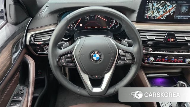 BMW 5 Series (G30) 2018 Черный из Кореи, фото 4
