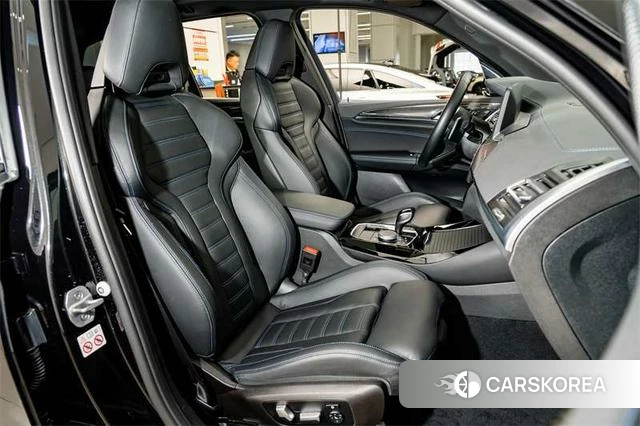 BMW X3 (import) 2023 Черный из Китая, фото 4