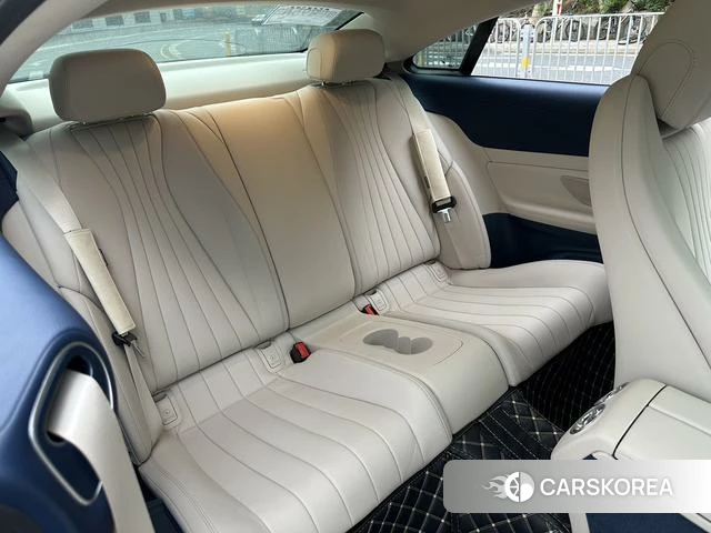Mercedes-Benz E-class (imported) 2022 Коричневый из Китая, фото 4