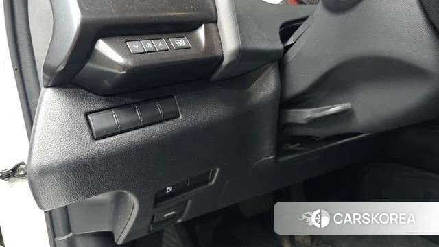 Lexus UX250h 2019 Белый из Кореи, фото 4