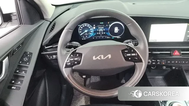 Kia Di Ol Nu Niro 2024 Белый из Кореи, фото 4