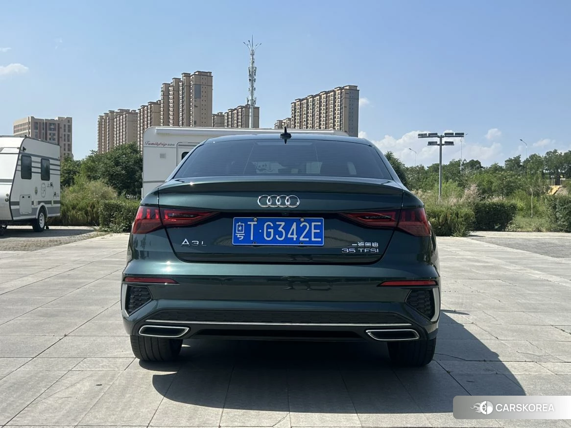 Audi A3 2023 Зеленый из Китая, фото 4