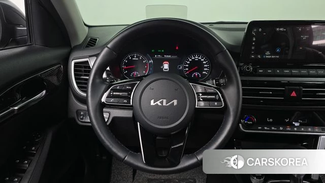 Kia Seltos 2022 Серый из Кореи, фото 4