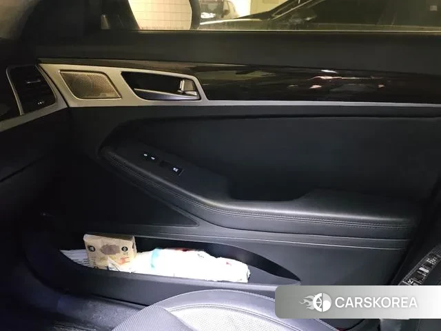 Genesis G80 2018 Черный из Кореи, фото 4