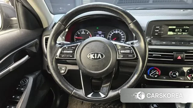 Kia Seltos 2021 Серый из Кореи, фото 4