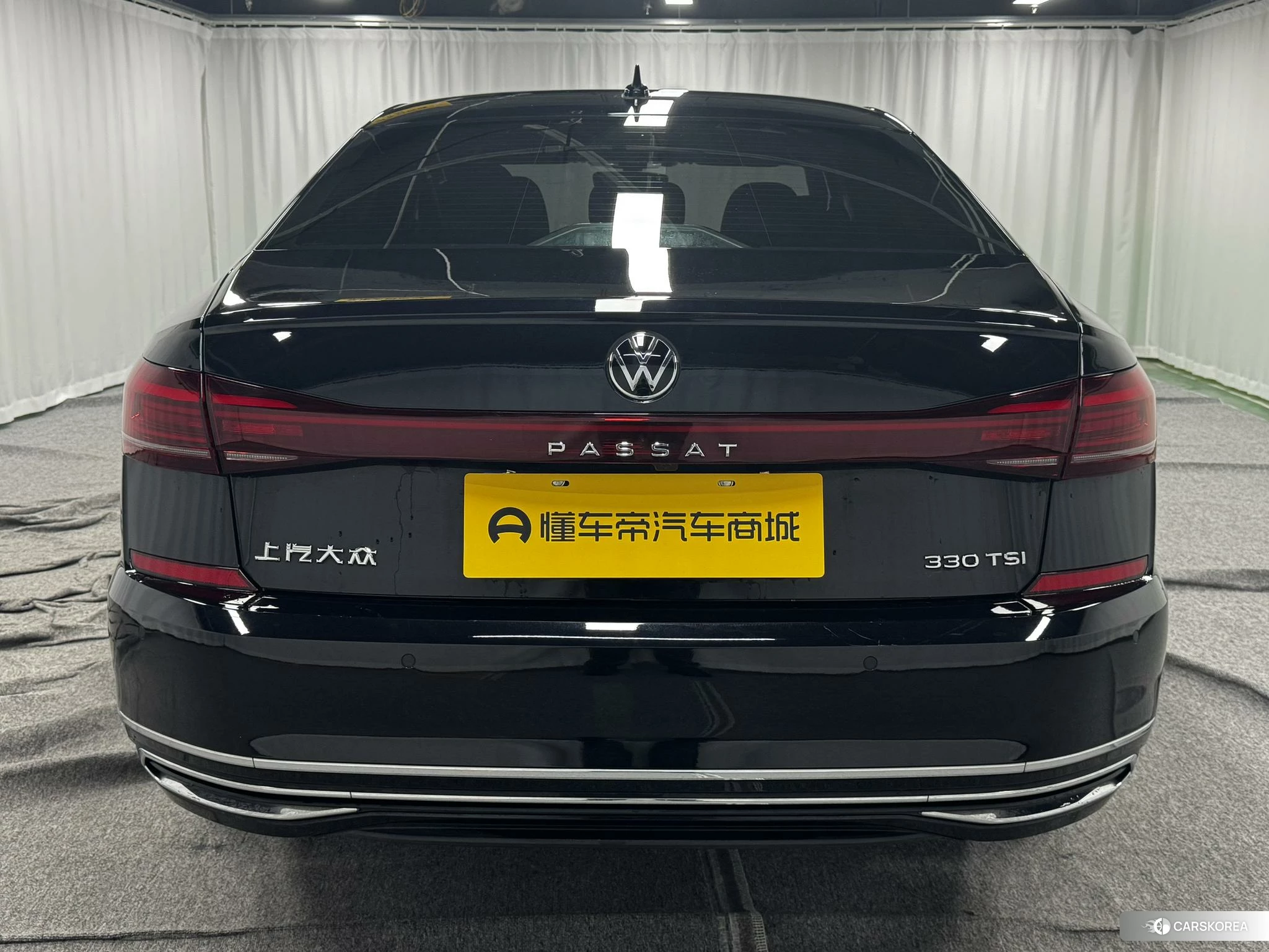 Volkswagen Passat 2023 Черный из Китая, фото 4