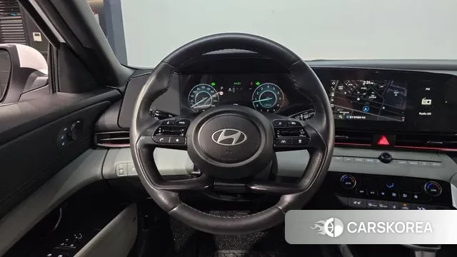 Hyundai The New Avante (CN7) 2024 Белый из Кореи, фото 4