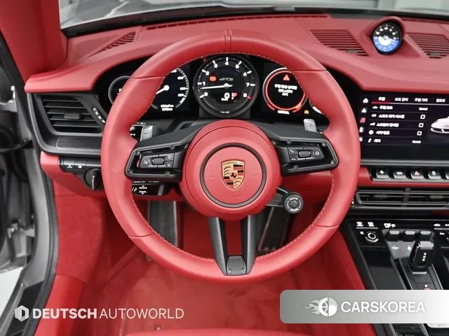 Porsche 911(992) 2022 Серебристо-серый из Кореи, фото 4