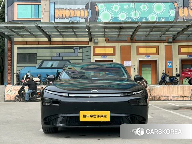 Xiaopeng Motors Xiaopeng P7 2023 Черный из Китая, фото 4