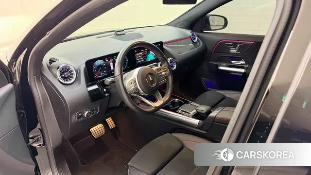 Mercedes-Benz GLA - Class H247 2023 Черный из Кореи, фото 4