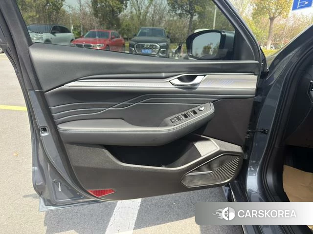 Geely Automobile Xingrui 2025 Синий из Китая, фото 4