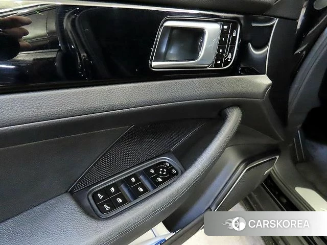 Porsche Panamera (971) 2019 Черный из Кореи, фото 4