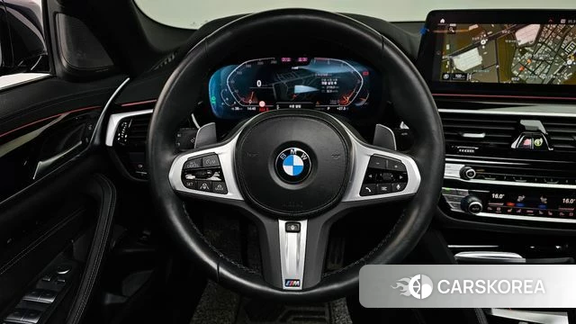 BMW 5 Series (G30) 2022 Черный из Кореи, фото 4