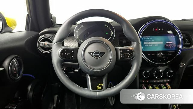 Mini Cooper Electric 2023 Серебряный из Кореи, фото 4
