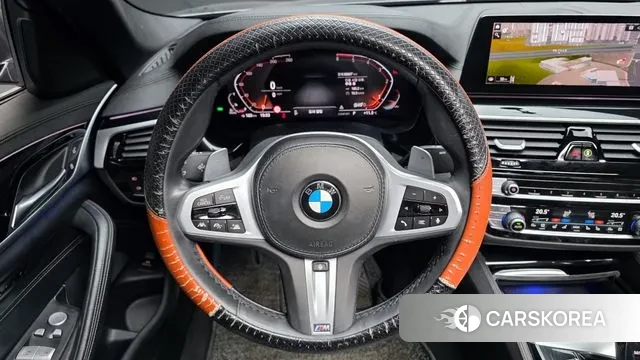 BMW 5 Series (G30) 2019 Серый из Кореи, фото 4