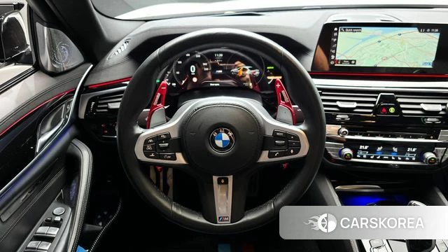 BMW 5 Series (G30) 2019 Белый из Кореи, фото 4