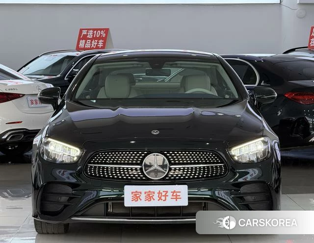 Mercedes-Benz E-class (imported) 2023 Зеленый из Китая, фото 4