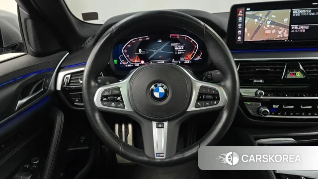 BMW 5 Series (G30) 2023 Серый из Кореи, фото 4