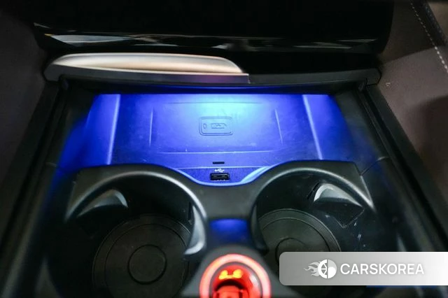 BMW 5 Series (G30) 2018 Белый из Кореи, фото 4