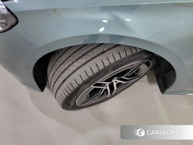 Mercedes-Benz E-Class W214 2025 Синий нефрит из Кореи, фото 4