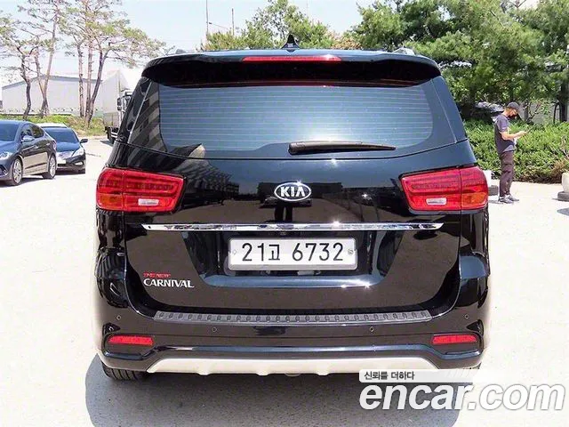 Kia The New Carnival id 2682156 из Кореи 4