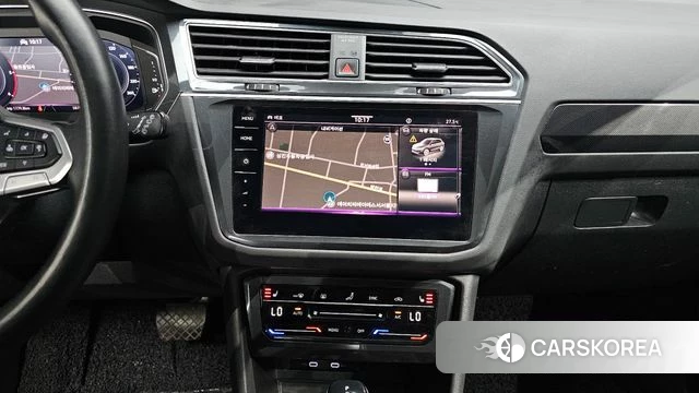 Volkswagen Tiguan second Generation 2021 Белый из Кореи, фото 4