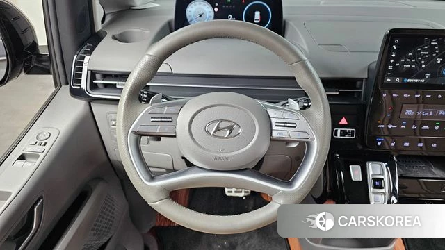 Hyundai Staria 2024 Черный из Кореи, фото 4