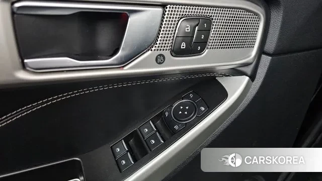 Ford Explorer 6th Generation 2021 Черный из Кореи, фото 4