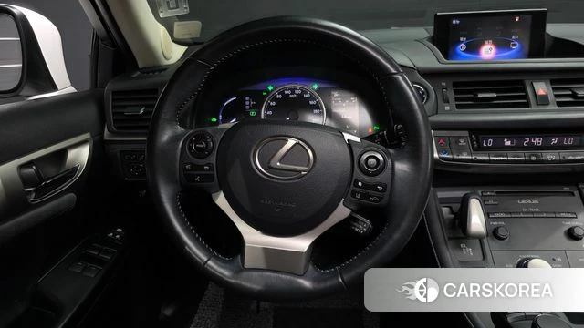 Lexus CT200h 2018 Белый из Кореи, фото 4