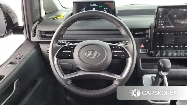 Hyundai Staria 2023 Серый из Кореи, фото 4