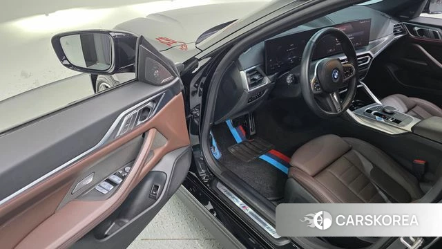 BMW i4 2023 Черный из Кореи, фото 4