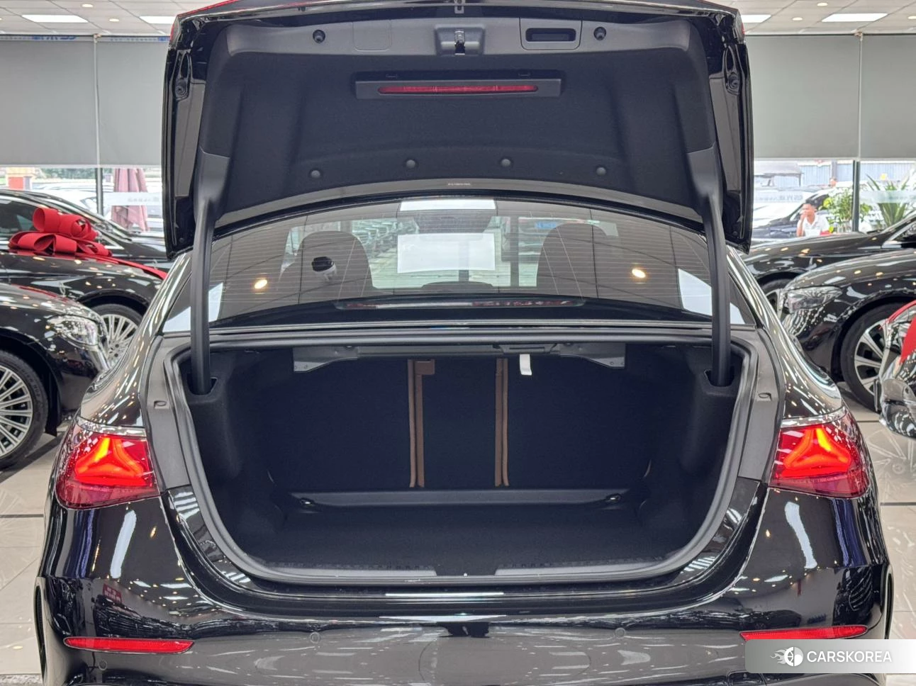 Mercedes-Benz E-class (imported) 2024 Черный из Китая, фото 4