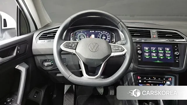 Volkswagen Tiguan second Generation 2022 Белый из Кореи, фото 4