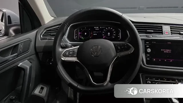 Volkswagen Tiguan second Generation 2022 Серый из Кореи, фото 4