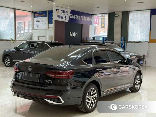 Volkswagen Lavida 2023 Черный из Китая, фото 4