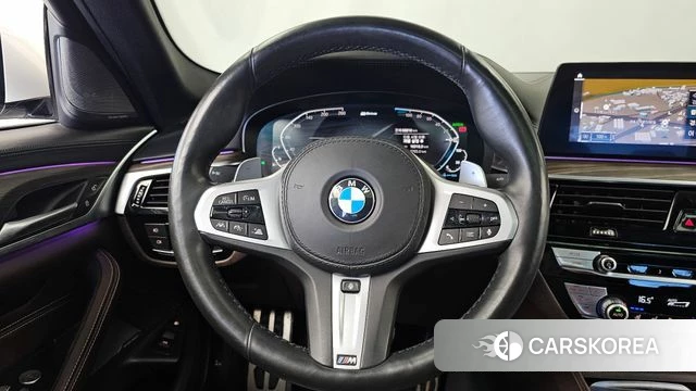 BMW 5 Series (G30) 2020 Белый из Кореи, фото 4