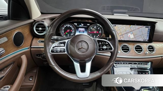 Mercedes-Benz E-Class W213 2019 Белый из Кореи, фото 4