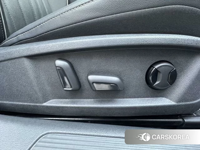 Volkswagen Passat 2021 Черный из Китая, фото 4