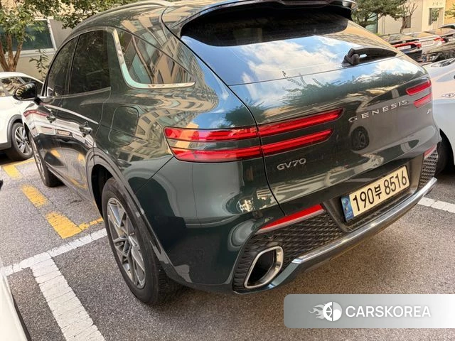 Genesis GV70 2021 Темно-зеленый из Кореи, фото 4